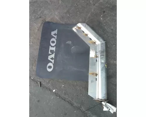 VOLVO VNL MUD FLAP HANGER