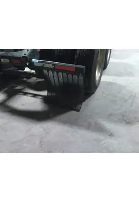 VOLVO VNL MUD FLAP HANGER