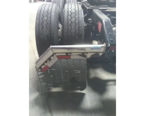 VOLVO VNL MUD FLAP HANGER
