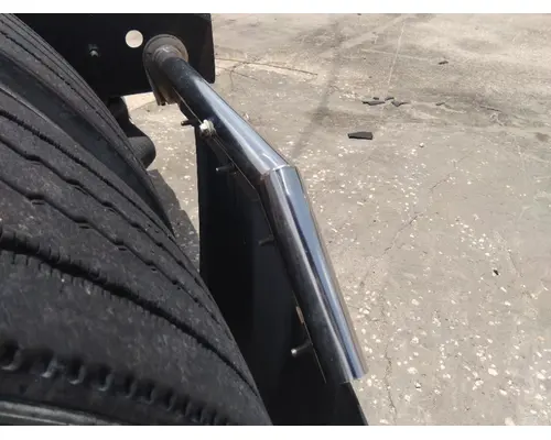 VOLVO VNL MUD FLAP HANGER