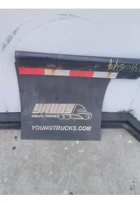 VOLVO VNL MUD FLAP HANGER