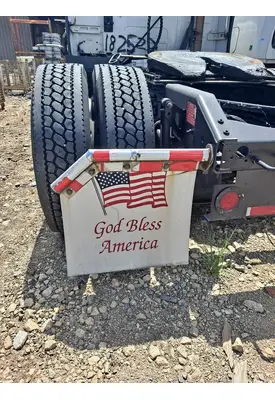 VOLVO VNL MUD FLAP HANGER