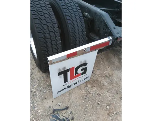 VOLVO VNL MUD FLAP HANGER