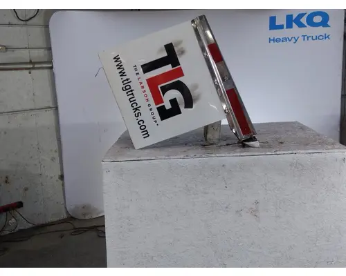 VOLVO VNL MUD FLAP HANGER