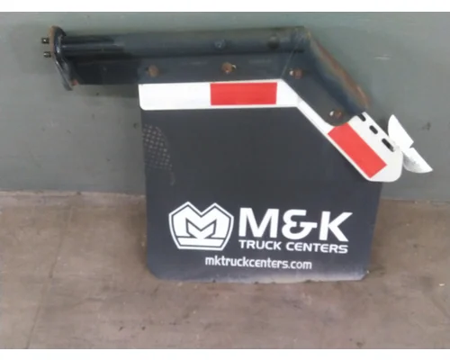 VOLVO VNL MUD FLAP HANGER