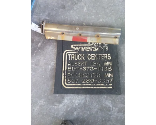 VOLVO VNL MUD FLAP HANGER