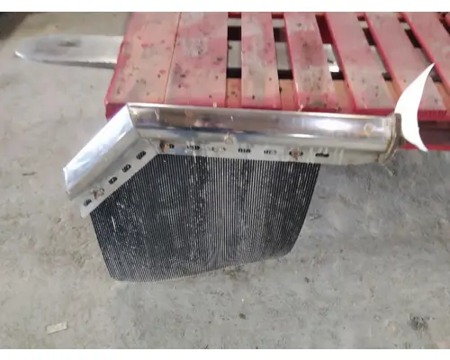 VOLVO VNL MUD FLAP HANGER