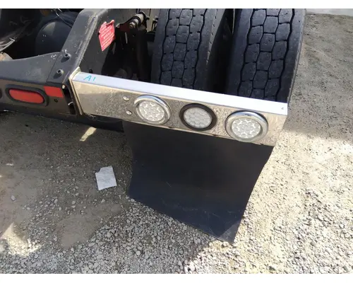 VOLVO VNL MUD FLAP HANGER