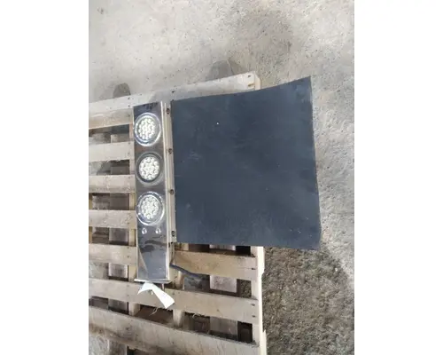 VOLVO VNL MUD FLAP HANGER