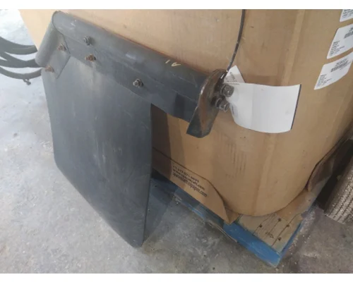 VOLVO VNL MUD FLAP HANGER