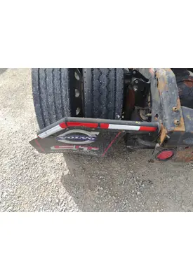 VOLVO VNL MUD FLAP HANGER