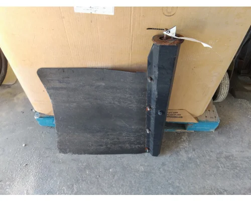 VOLVO VNL MUD FLAP HANGER