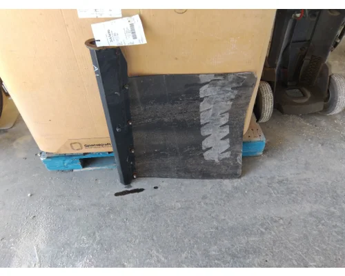 VOLVO VNL MUD FLAP HANGER