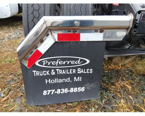 VOLVO VNL MUD FLAP HANGER