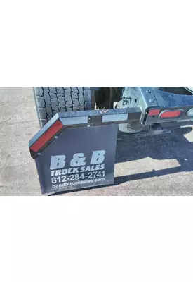 VOLVO VNL MUD FLAP HANGER