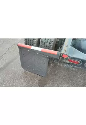 VOLVO VNL MUD FLAP HANGER