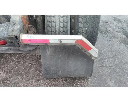 VOLVO VNL MUD FLAP HANGER