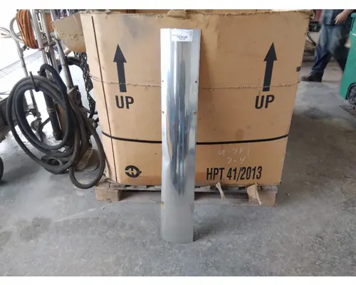 VOLVO VNL MUFFLER SHIELD