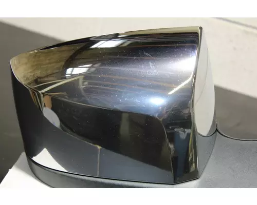 VOLVO VNL Mirror (Side View)