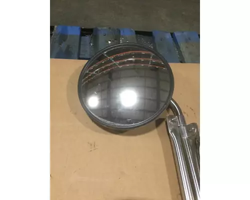 VOLVO VNL Mirror (Side View)