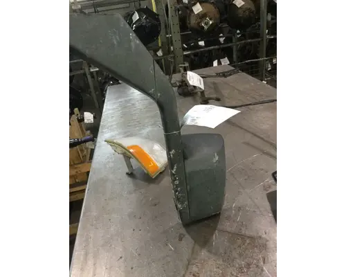 VOLVO VNL Mirror (Side View)