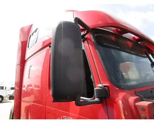 VOLVO VNL Mirror (Side View)