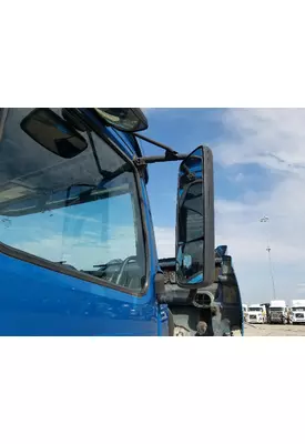 VOLVO VNL Mirror (Side View)