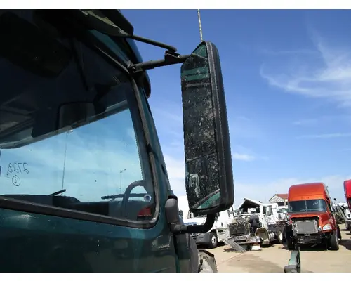 VOLVO VNL Mirror (Side View)