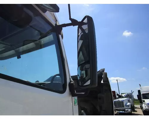 VOLVO VNL Mirror (Side View)