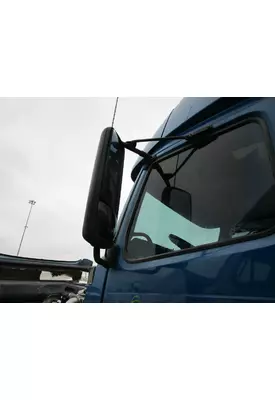 VOLVO VNL Mirror (Side View)