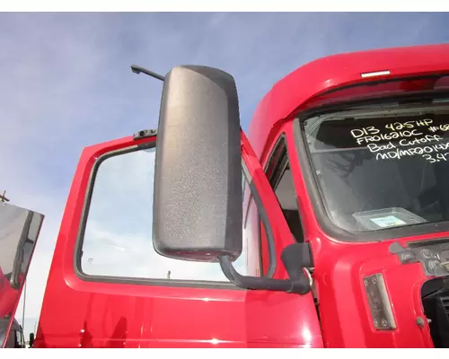 VOLVO VNL Mirror (Side View)