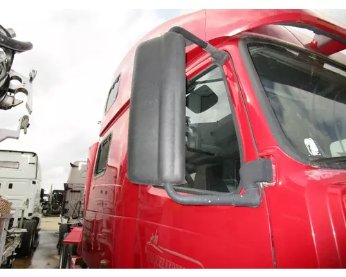 VOLVO VNL Mirror (Side View)