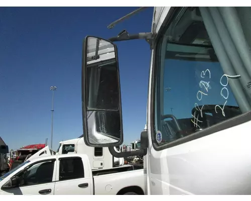 VOLVO VNL Mirror (Side View)