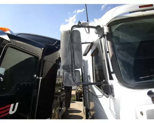 VOLVO VNL Mirror (Side View)