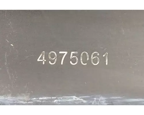 VOLVO VNL Oil Pan