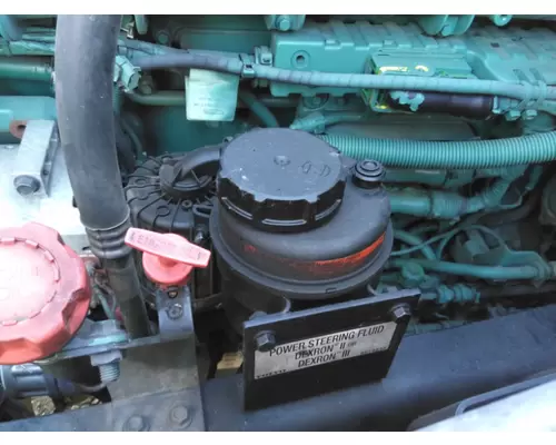 VOLVO VNL POWER STEERING RESERVOIR