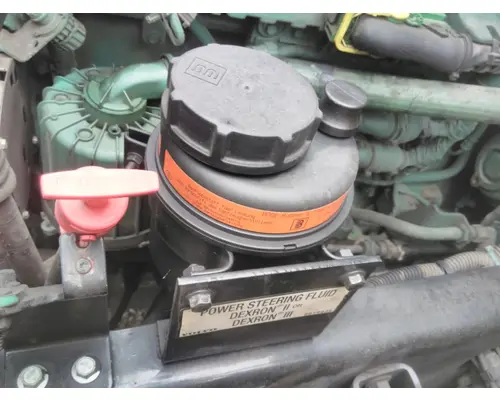 VOLVO VNL POWER STEERING RESERVOIR