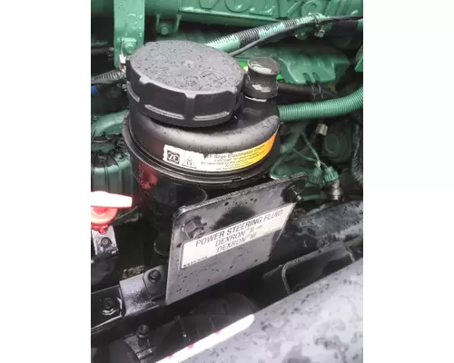 VOLVO VNL POWER STEERING RESERVOIR