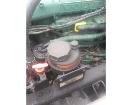 VOLVO VNL POWER STEERING RESERVOIR
