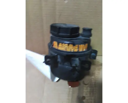 VOLVO VNL POWER STEERING RESERVOIR