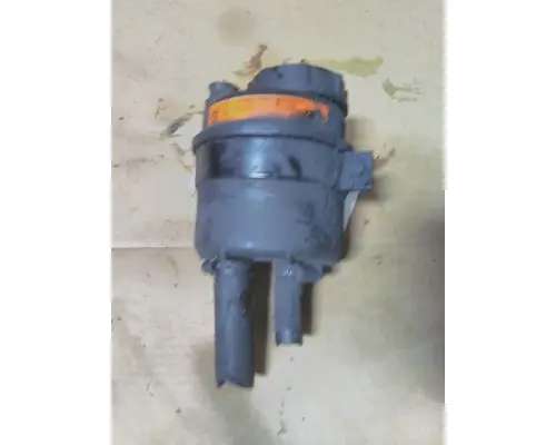 VOLVO VNL POWER STEERING RESERVOIR
