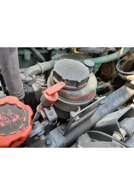 VOLVO VNL POWER STEERING RESERVOIR