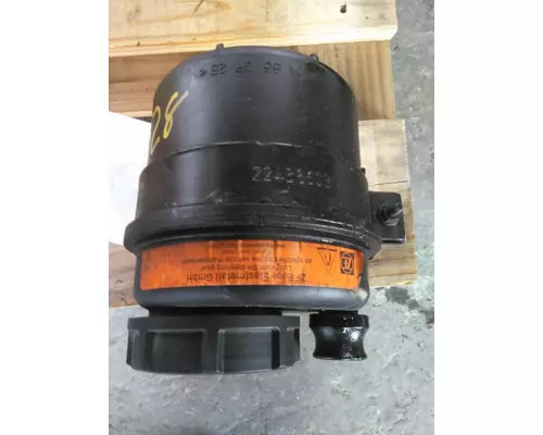 VOLVO VNL POWER STEERING RESERVOIR