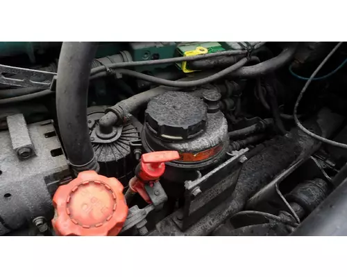 VOLVO VNL POWER STEERING RESERVOIR