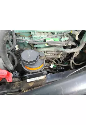 VOLVO VNL POWER STEERING RESERVOIR
