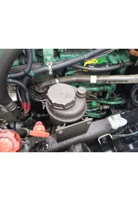 VOLVO VNL POWER STEERING RESERVOIR