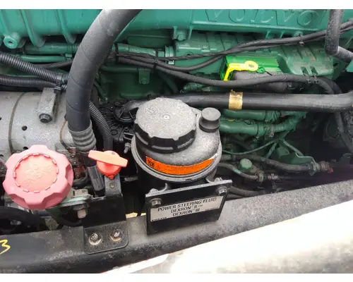 VOLVO VNL POWER STEERING RESERVOIR