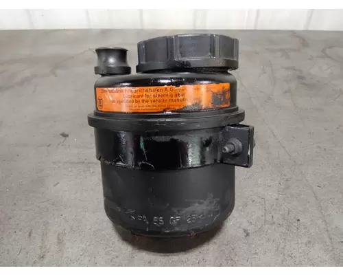 VOLVO VNL POWER STEERING RESERVOIR