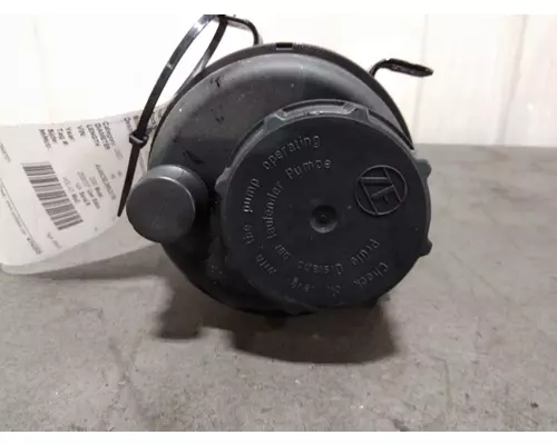 VOLVO VNL POWER STEERING RESERVOIR