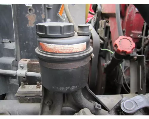VOLVO VNL POWER STEERING RESERVOIR